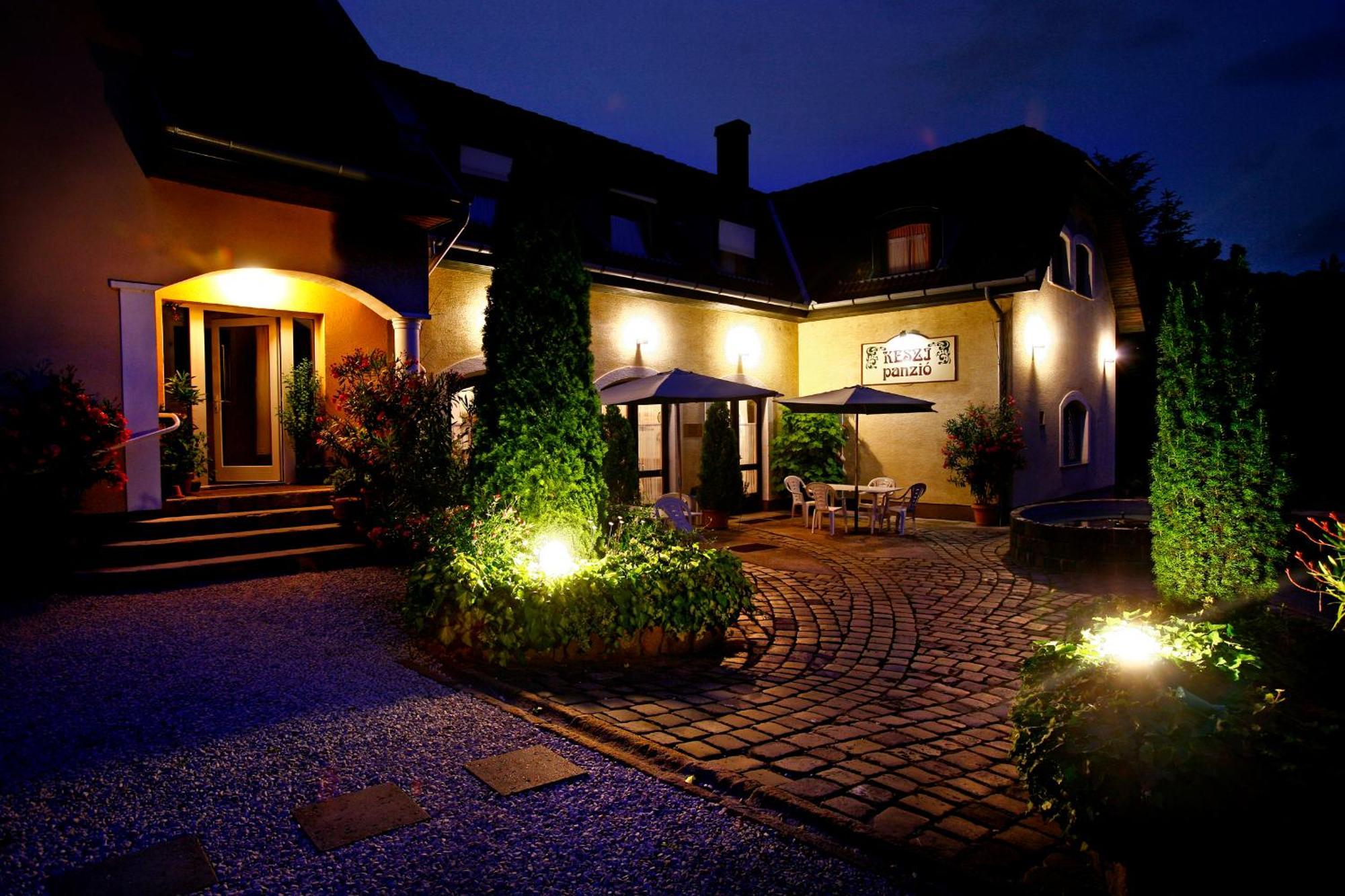 Keszi Panzió Budakeszi Exterior foto