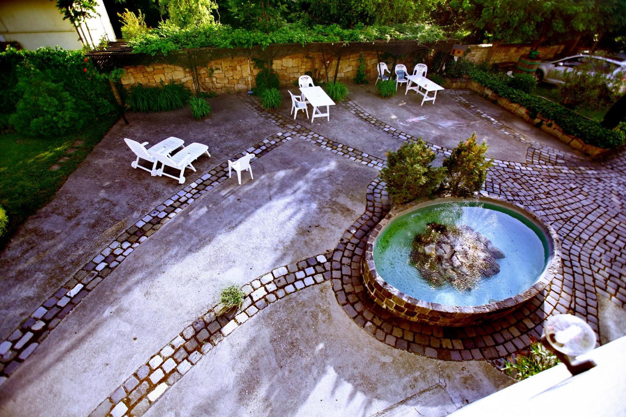 Keszi Panzió Budakeszi Exterior foto