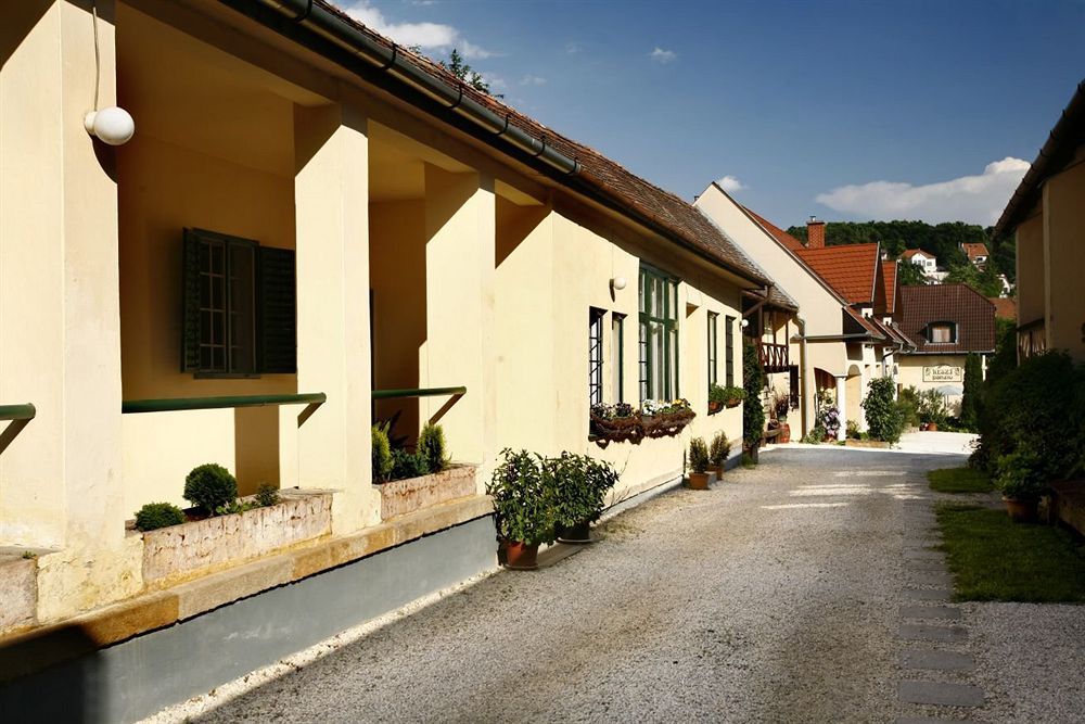 Keszi Panzió Budakeszi Exterior foto
